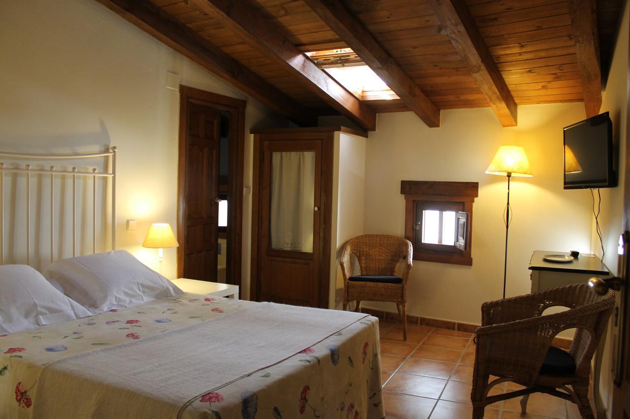 Hostal Rural Luna Y Hostal Rural Lunaposada Candeleda Extérieur photo