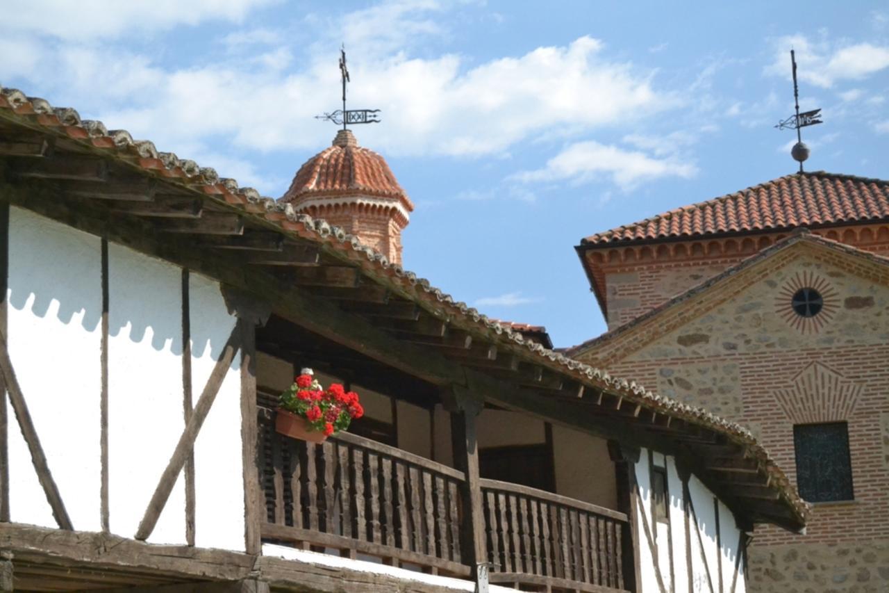 Hostal Rural Luna Y Hostal Rural Lunaposada Candeleda Extérieur photo
