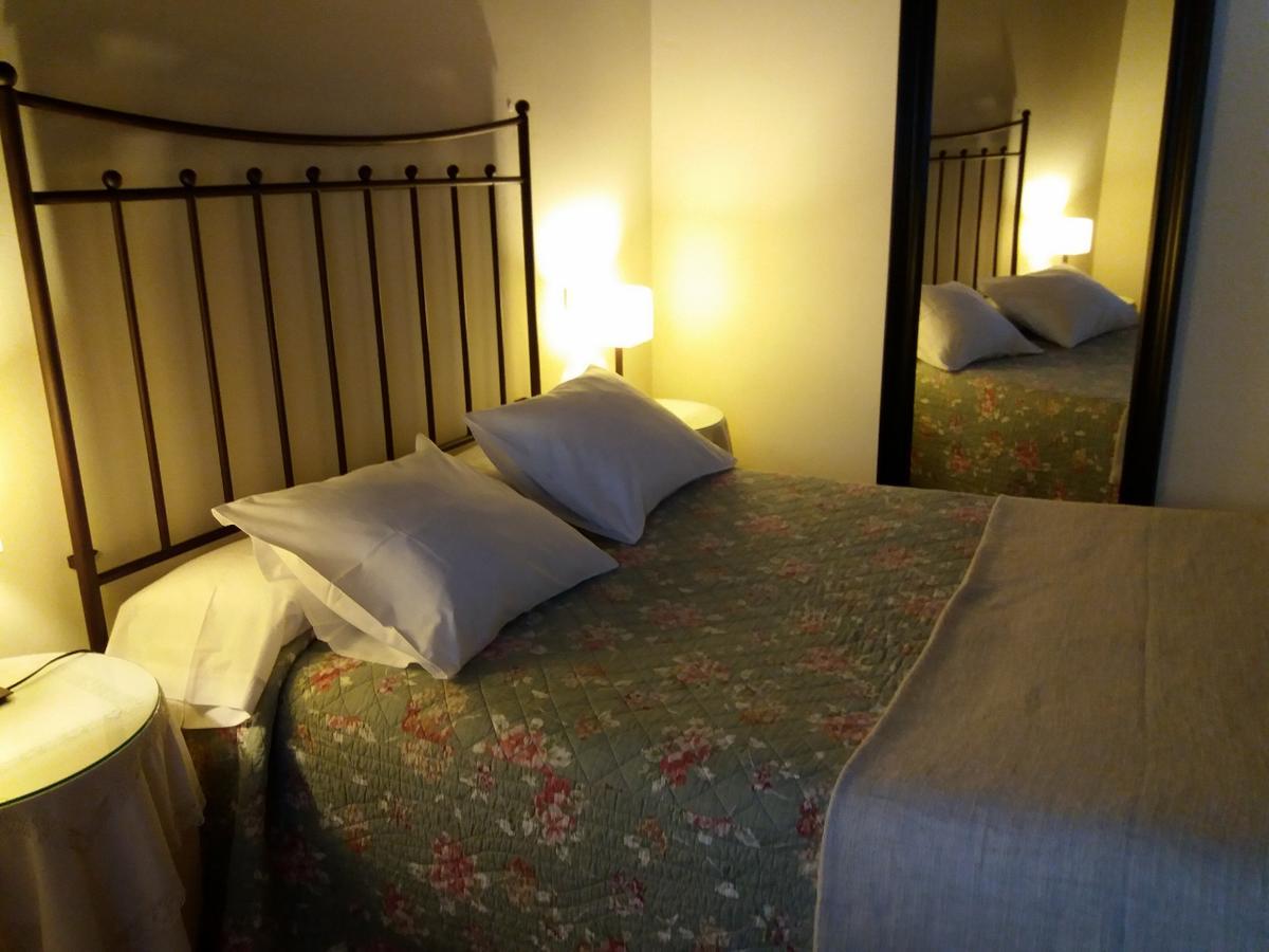 Hostal Rural Luna Y Hostal Rural Lunaposada Candeleda Extérieur photo