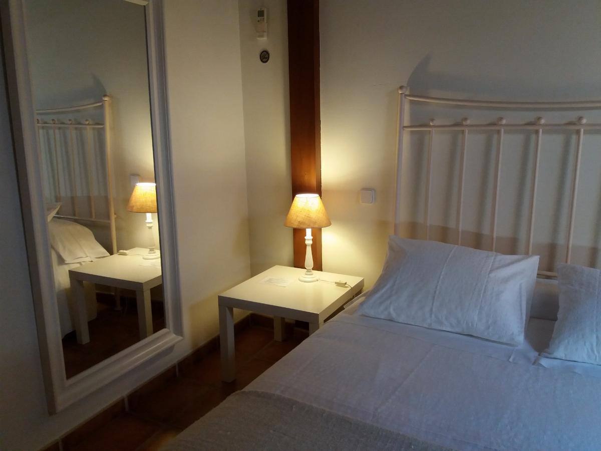 Hostal Rural Luna Y Hostal Rural Lunaposada Candeleda Extérieur photo