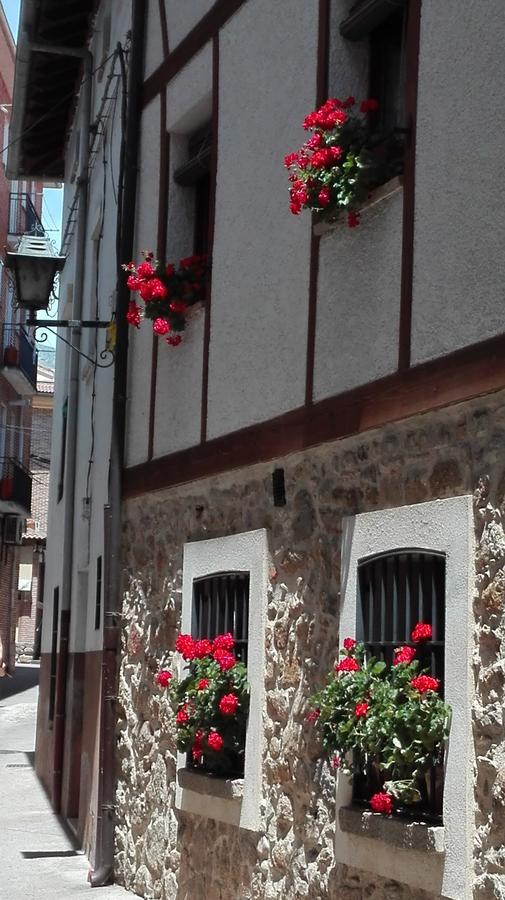Hostal Rural Luna Y Hostal Rural Lunaposada Candeleda Extérieur photo